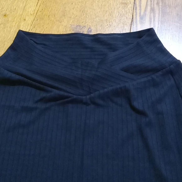 HALARA Womens SKIRT SMALL New RIBBED BLACK Long Casual Work Office - Picture 2 of 8